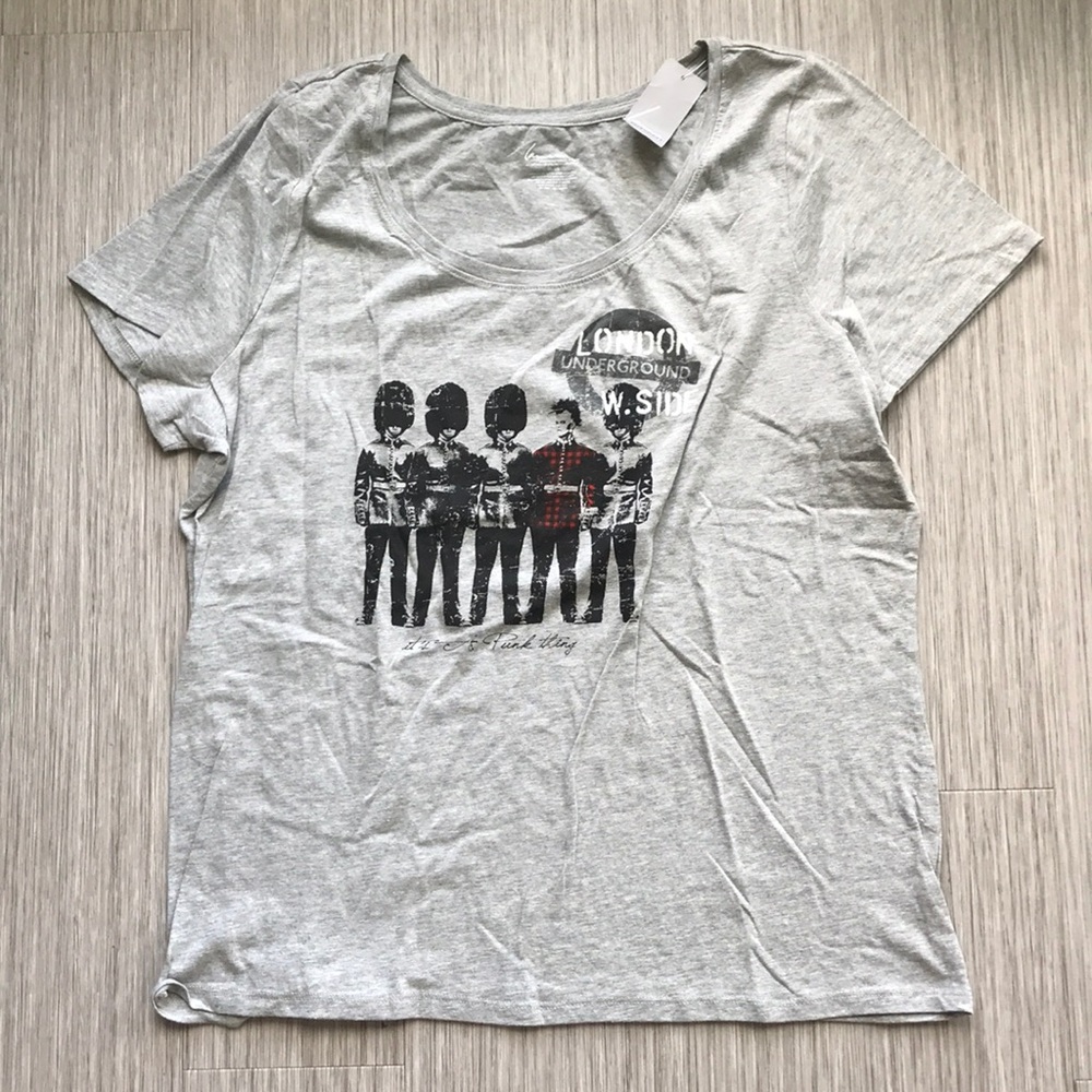 LB: New London Top
